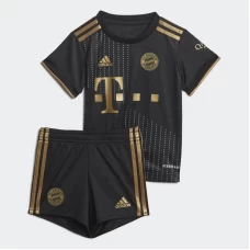 FC Bayern München Away Kids Kit 2021-22